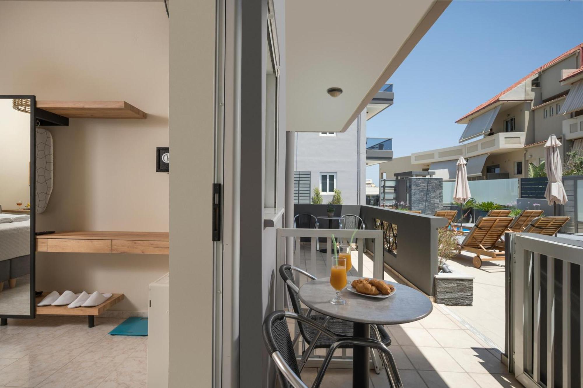 Sun Ray Luxury Apart Otel Agia Marina